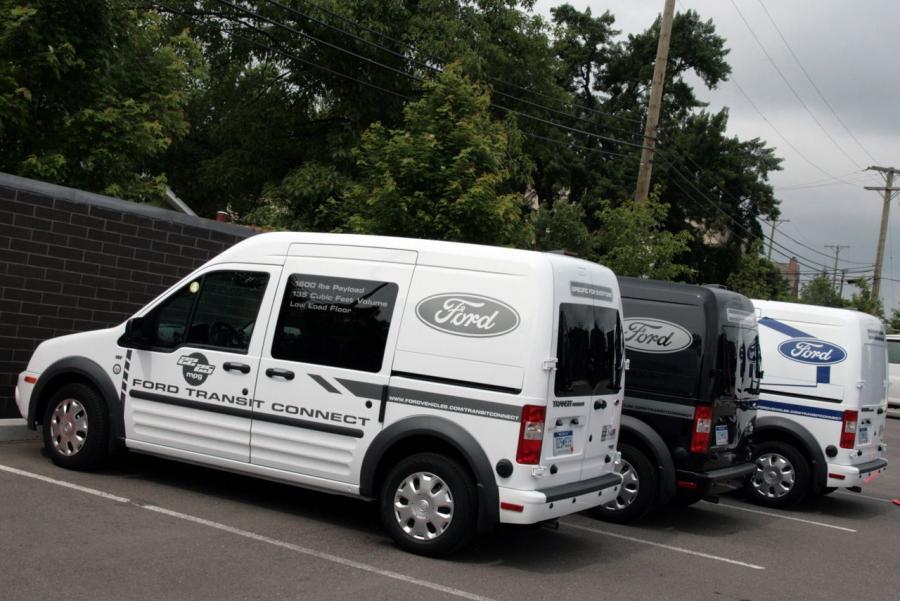  Ford Transit Connect 2010 года  (фото 70 из 109)